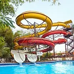 Golden Dolphin Grand Hotel - Apto 5 Pessoas